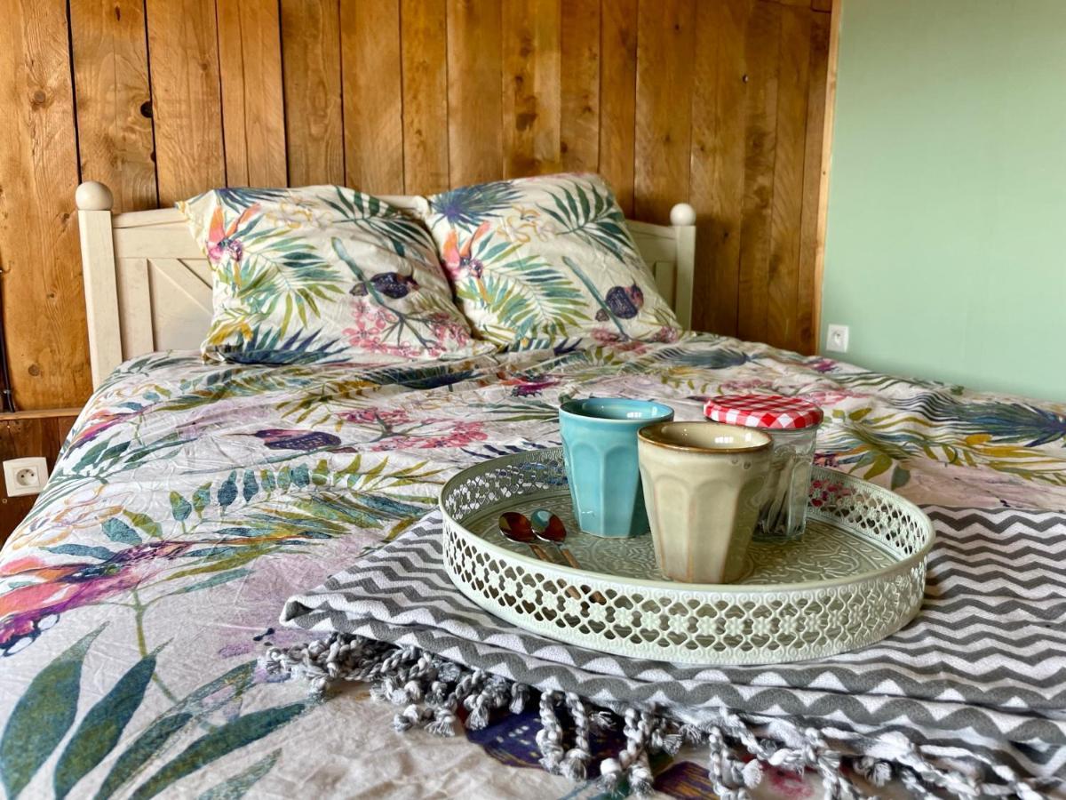 Jolie Cabane Avec Jacuzzi Pour Les Amoureux De La Nature Tullins Екстериор снимка