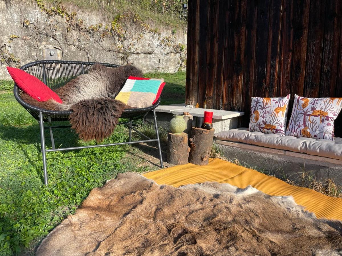 Jolie Cabane Avec Jacuzzi Pour Les Amoureux De La Nature Tullins Екстериор снимка